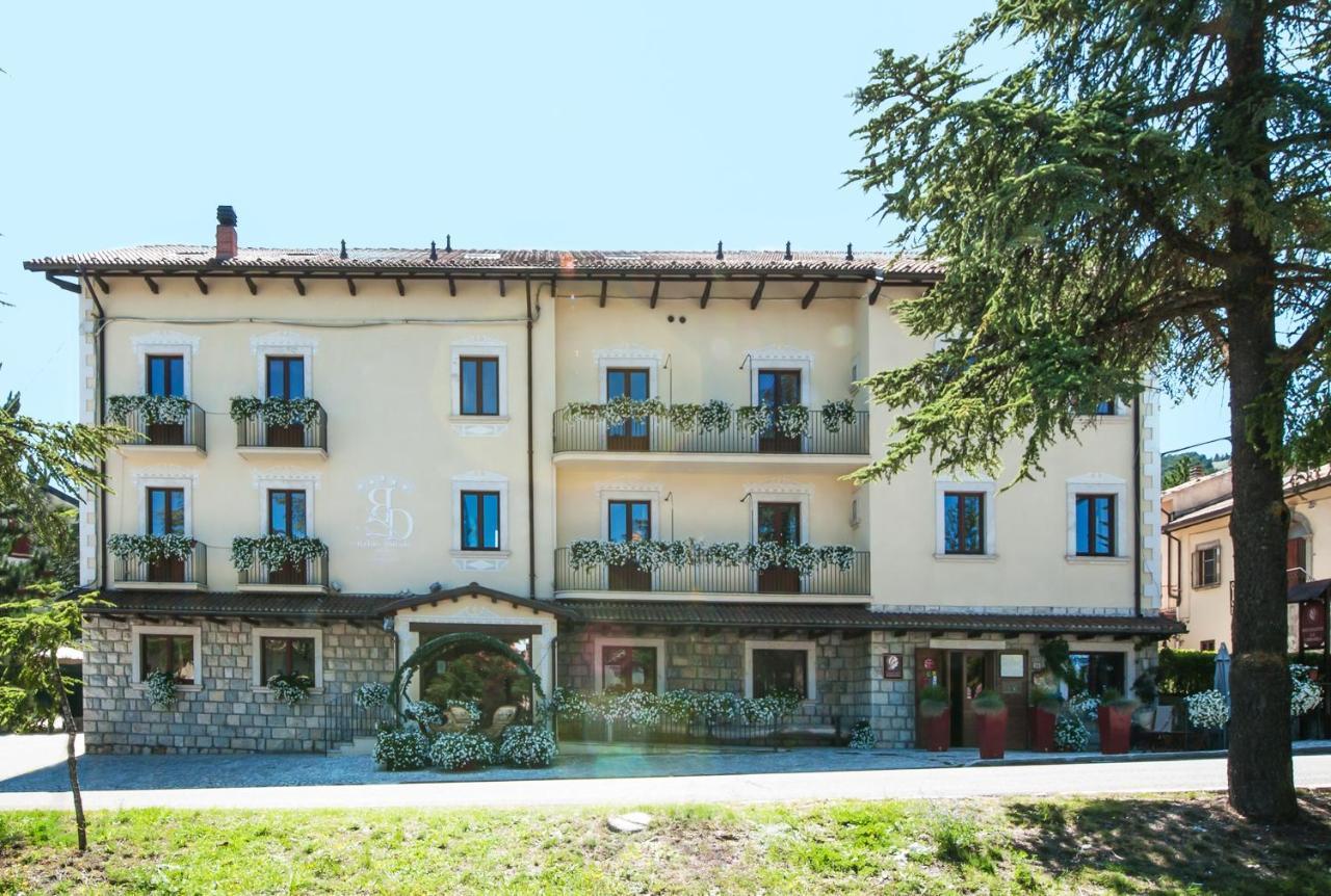 Relais Ducale Spa&Pool Pescocostanzo Bagian luar foto